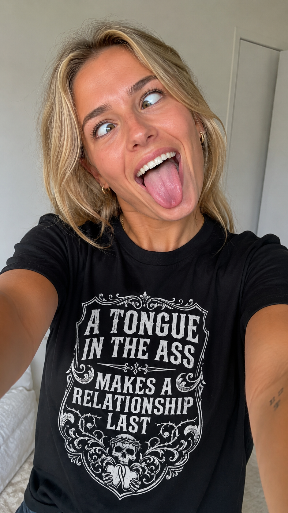 A Tongue in the Ass Makes a Relationship Last Shirt